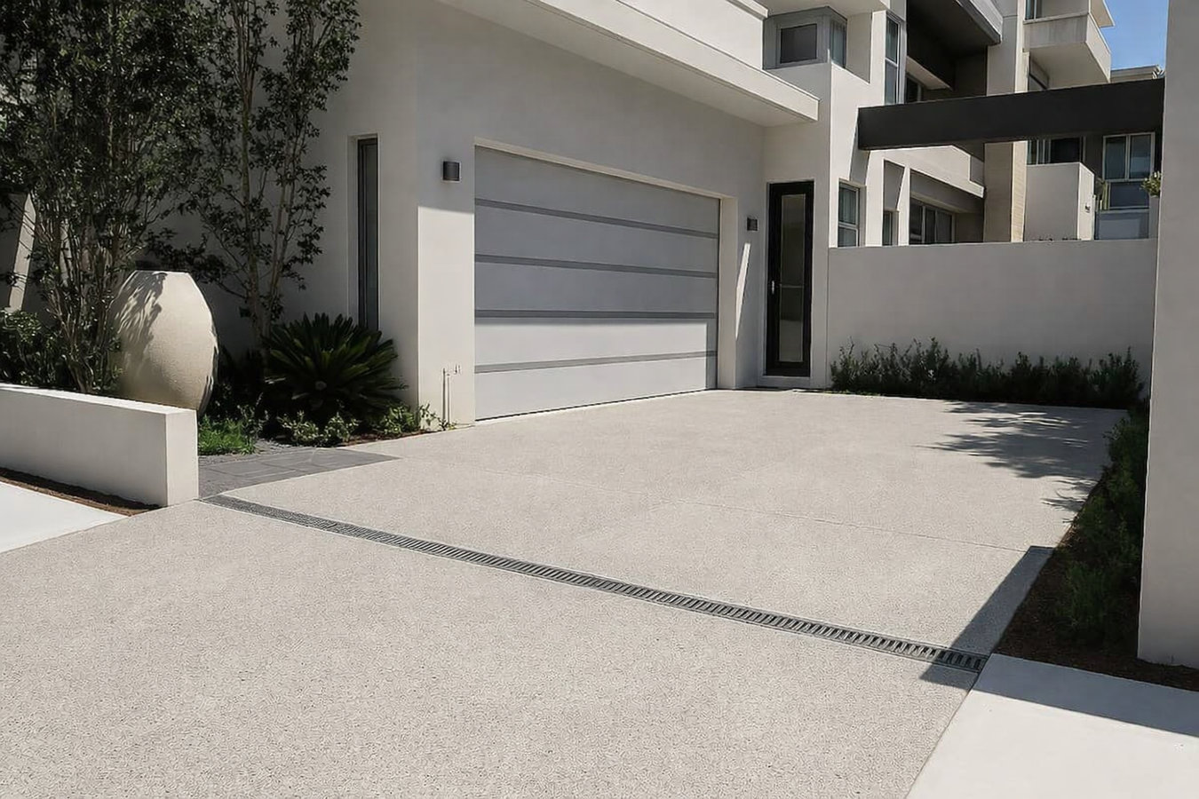 Concrete driveway building